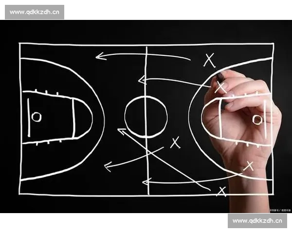 从战术执行到球员表现的篮球赛后全面深度分析解读关键回合与胜负走向剖析